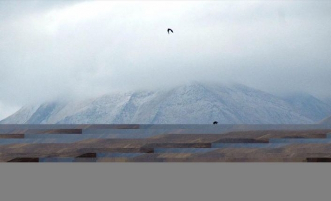 Kösedağ'a mevsimin ilk karı yağdı