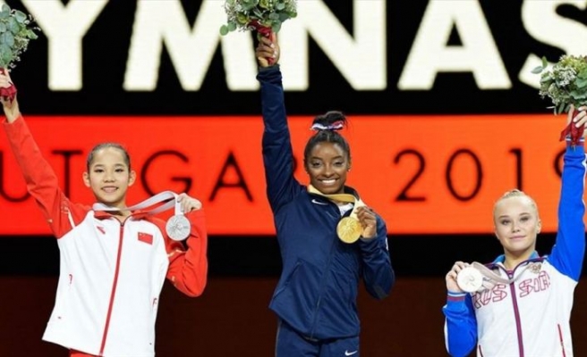 Simone Biles'ten büyük başarı