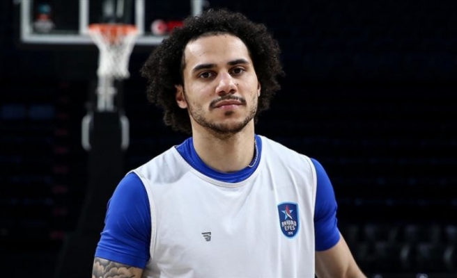 Rekorların adamı Shane Larkin