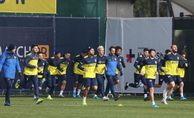 Fenerbahçe Trabzonspor'a konuk olacak