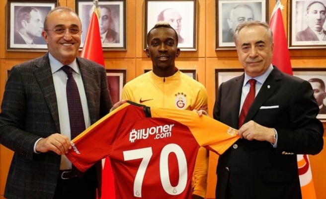 Galatasaray'da Onyekuru'nun transfer süreci tamamlandı