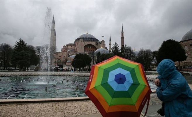 İstanbul'da yağmur aralıklarla devam edecek