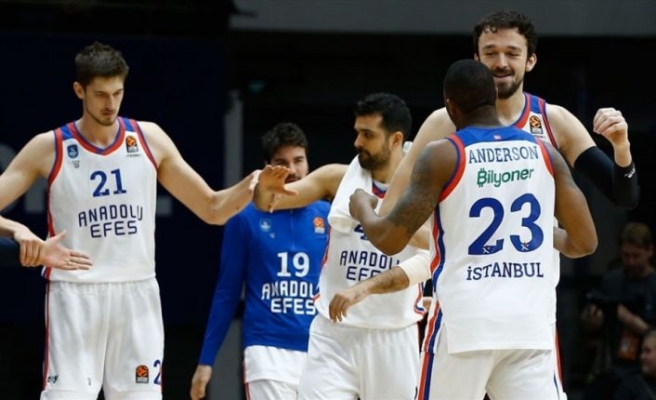 Anadolu Efes galibiyete odaklandı