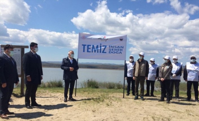 Kırklareli longoz ormanlarında çevre temizliği yapıldı