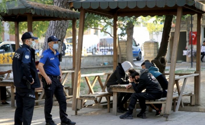 Kırklareli'nde 8 düzensiz göçmen yakalandı