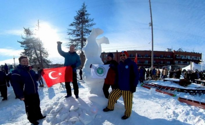 KOÜ'lü akademisyenler ABD'deki Kar Heykel Şampiyonası'na katıldı