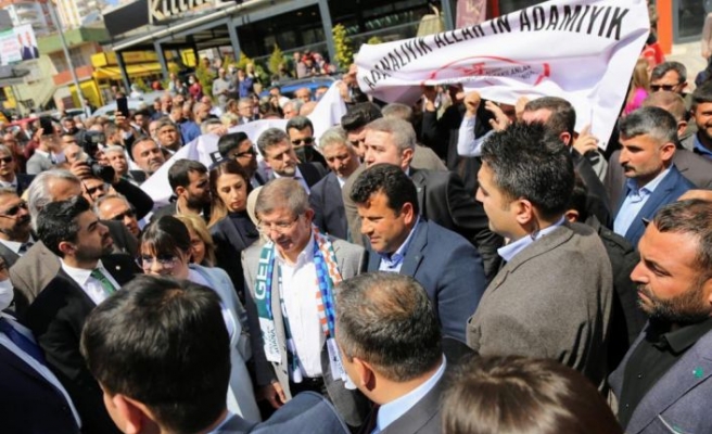 Ahmet Davutoğlu'nun Adana Ziyareti