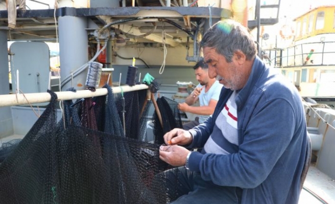 Tekirdağ'da balıkçıların ağ mesaisi başladı