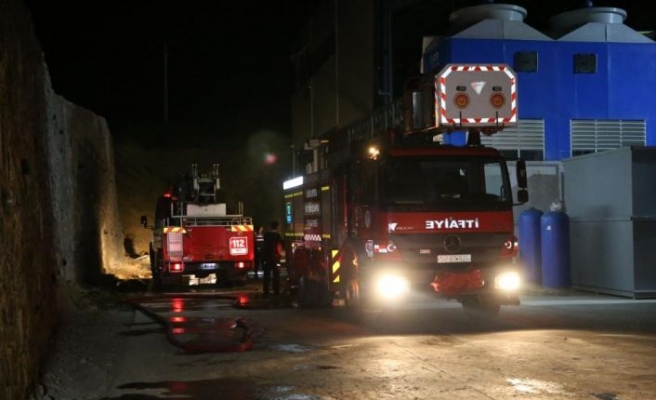 Sakarya'da fabrikada çıkan yangın söndürüldü