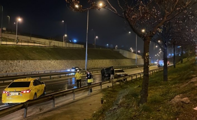 Pendik'te ehliyetsiz sürücü kaza yaptı