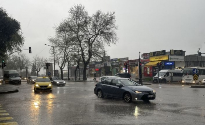 Edirne'de sağanak etkili oldu