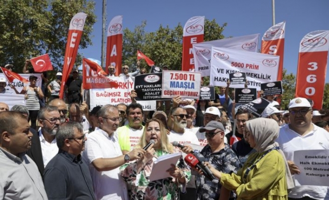 EYT'liler İstanbul'da basın açıklaması yaptı