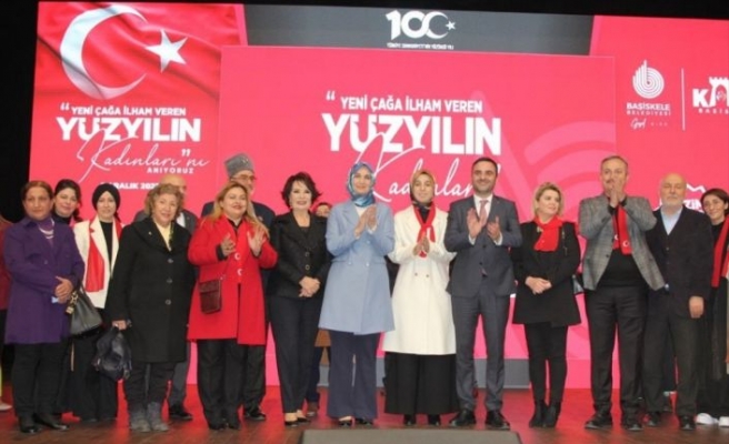 Kocaeli'de “Yeni Çağa İlham Veren Yüzyılın Kadınları“ programı düzenlendi