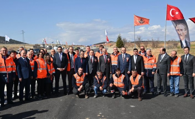 KONYA’DA BEYŞEHİR- SEYDİŞEHİR ARASI BÖLÜNMÜŞ YOL ÇALIŞMALARI TAMAMLANDI, VATANDAŞLARIN HİZMETİNE AÇILDI