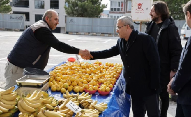 Kütahya Zafertepe Pazarı'nda tezgahlar kuruldu