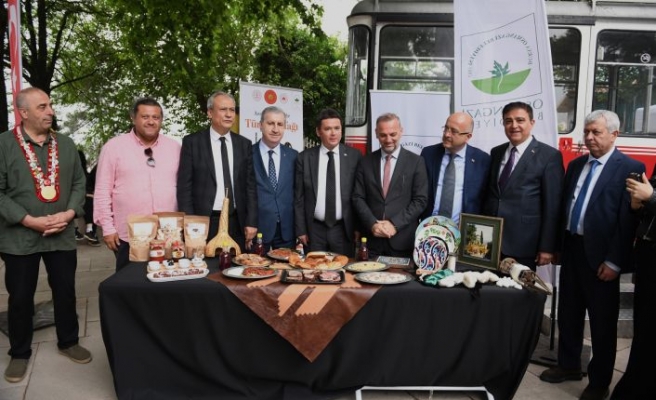 Başkan Erkan Aydın: “Türk mutfağına önem verelim”