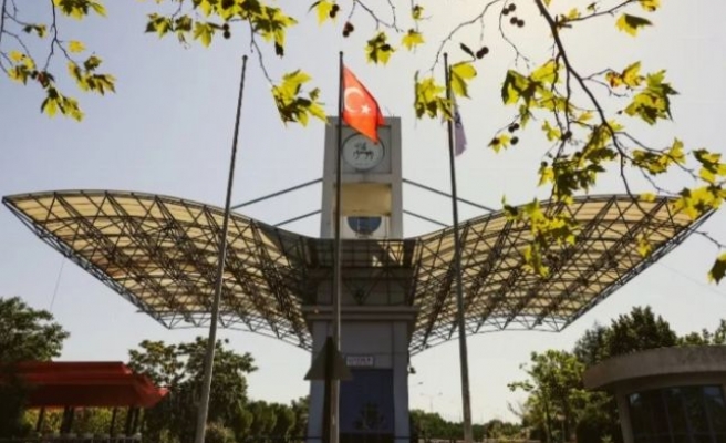 Genç üniversiteler arasında Türkiye'de ilk 5'te