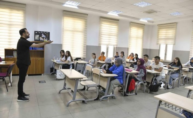 ANKARA BÜYÜKŞEHİRİN LİSE ÖĞRENCİLERİ İÇİN YAZ KAMPI BAŞLADI