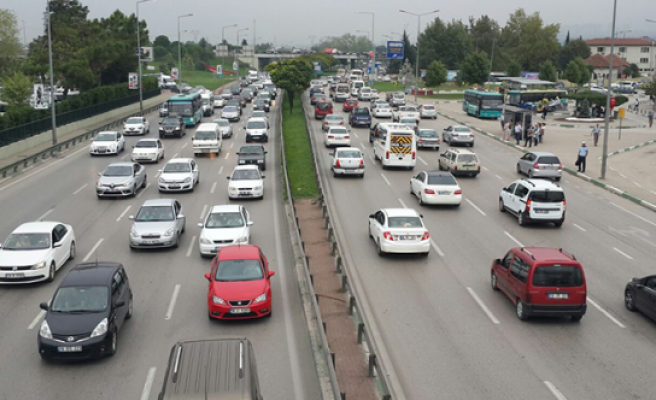 BÜYÜKŞEHİR'DE TRAFİK DÜZENLEMESİ