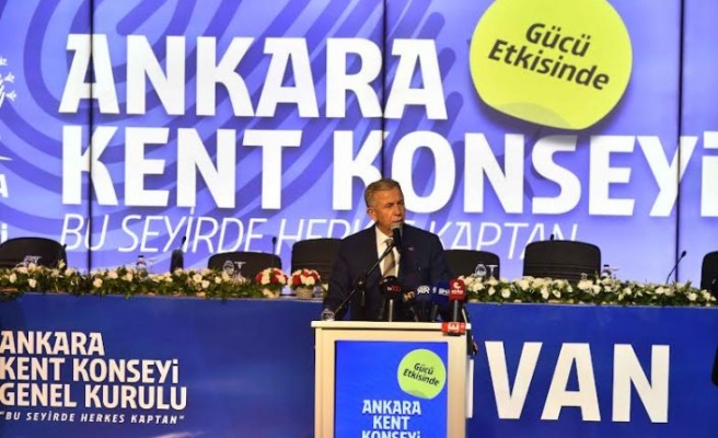 DEMOKRASİ TARİHİNDE YENİ BİR REKOR; 4’E KARŞI 2446 OY ALAN HALİL İBRAHİM YILMAZ YENİDEN BAŞKANLIK GÖREVİNE SEÇİLDİ