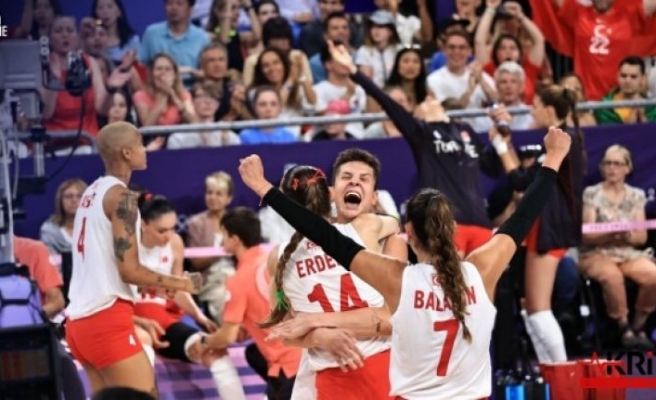 Türkiye 3-2 Çin voleybol maçı | Filenin Sultanları yarı finalde!