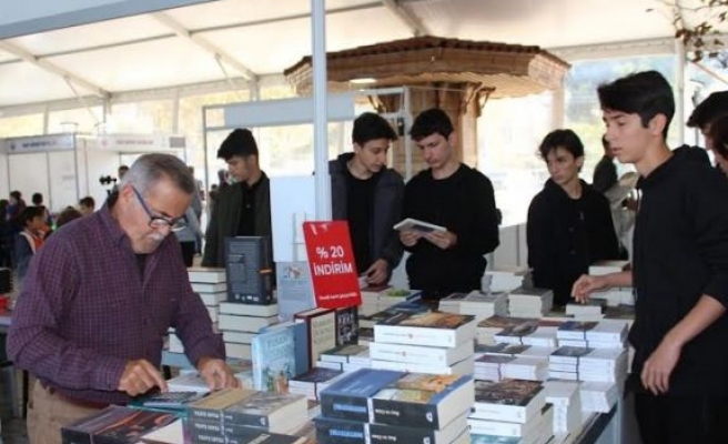 Gemlik Kitap Limanı kapılarını açıyor