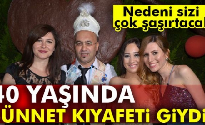 40 Yaşından Sonra Sünnet Kıyafeti Giydi!