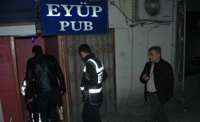 Adana polisi asayiş uygulamalarını sürdürüyor