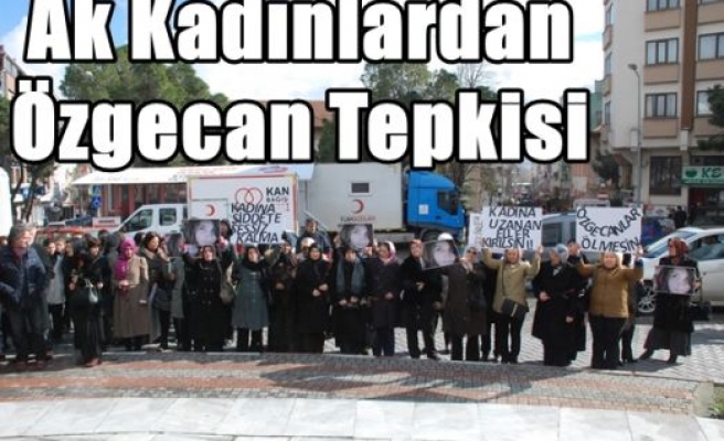 Ak Kadınlardan Özgecan Tepkisi