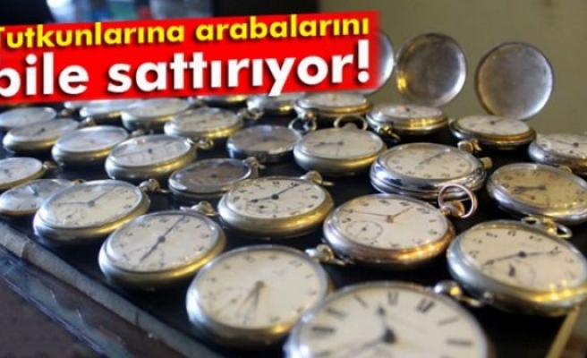 Antika saat hastalığı araba sattırıyor