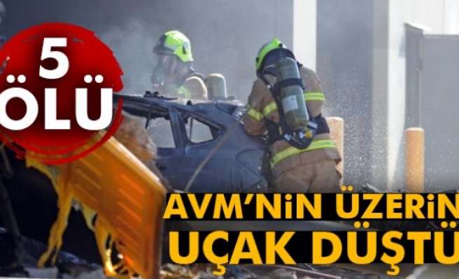 AVM'nin Üzerine Uçak Düştü!