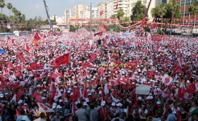 Bahçeli, Son Mitingini Adana’da Yaptı