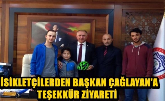 BİSİKLETÇİLERDEN BAŞKAN ÇAĞLAYAN'A TEŞEKKÜR ZİYARETİ