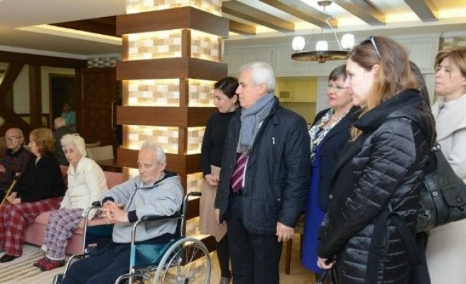 Bozbey, Huzur Evi Sakinleriyle Bir Araya Geldi