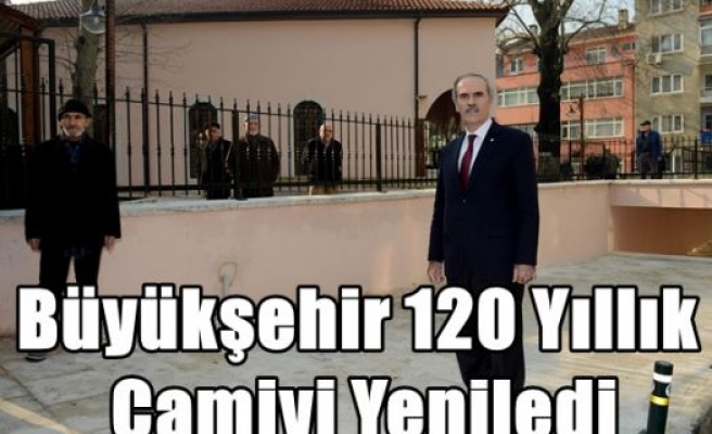 Büyükşehir 120 Yıllık Camiyi Yeniledi 