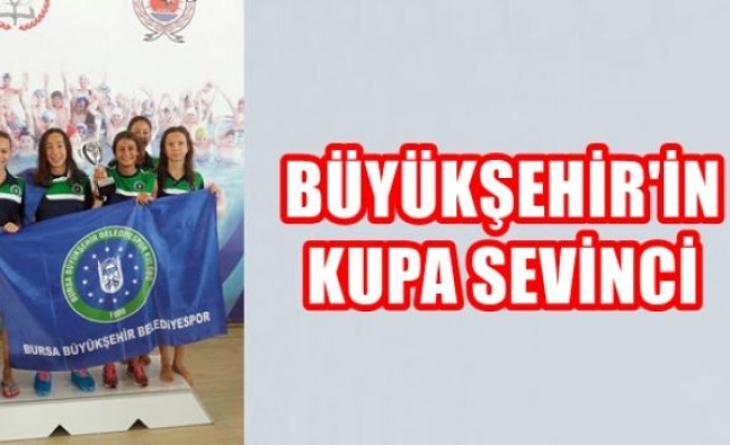 Büyükşehir’in kupa sevinci