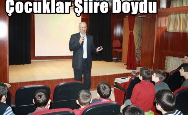 Çocuklar Şiire Doydu