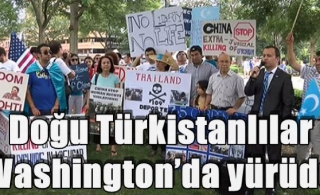 Doğu Türkistanlılar Washington’da yürüdü