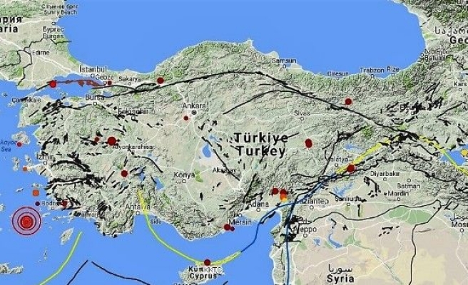 Ege’de 1 saatte 9 büyük deprem