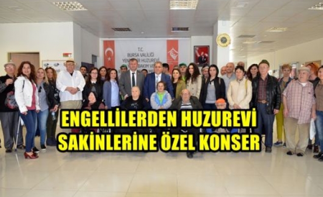 Engellilerden Huzurevi Sakinlerine Özel Konser