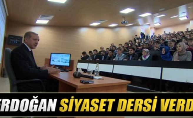 Erdoğan’dan üniversite öğrencilerine ‘siyaset bilimi’ dersi