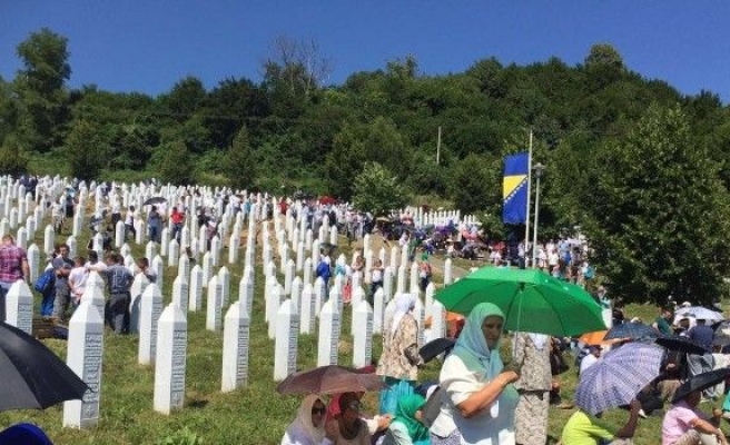 Eyüplü öğrenciler Srebrenitsa şehitlerini andı