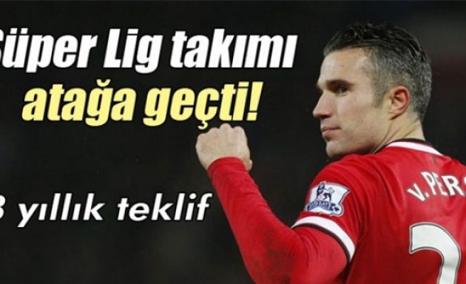 Fenerbahçe'den Van Persie'ye 3 yıllık teklif