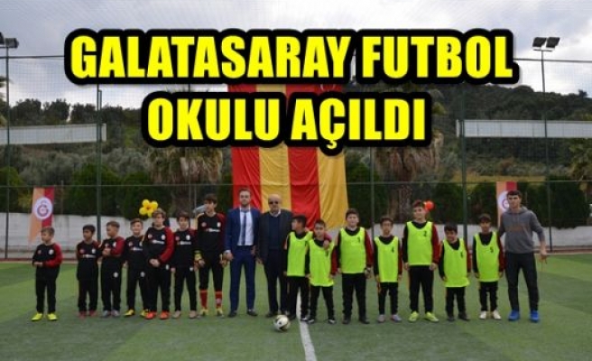  GALATASARAY FUTBOL OKULU AÇILDI