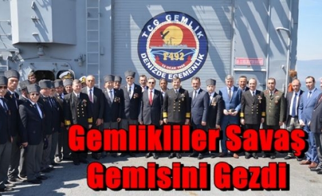 Gemlikliler Savaş Gemisini Gezdi