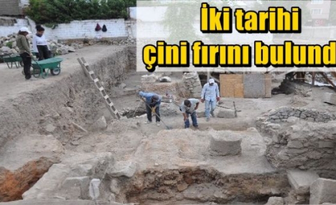  İki tarihi çini fırını bulundu