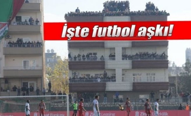 İşte futbol aşkı!