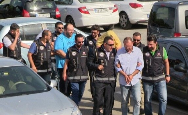 İzmir Ve Bodrum’da Fuhuş Operasyonu