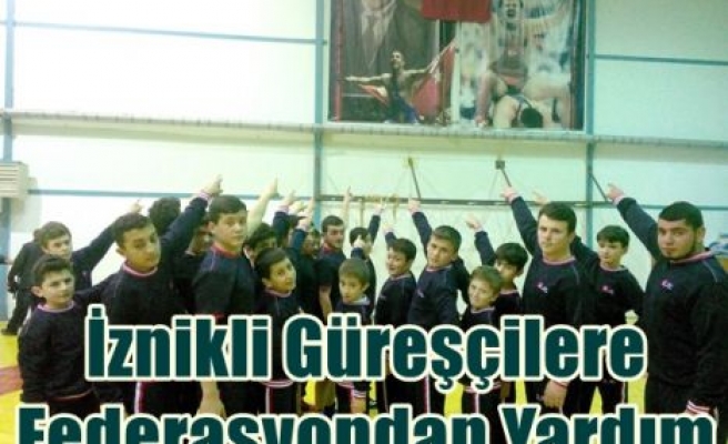 İznikli Güreşçilere Federasyondan Yardım