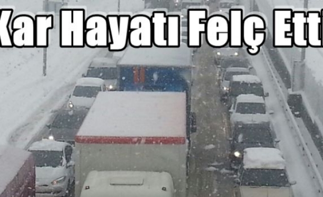 Kar Hayatı Felç Etti